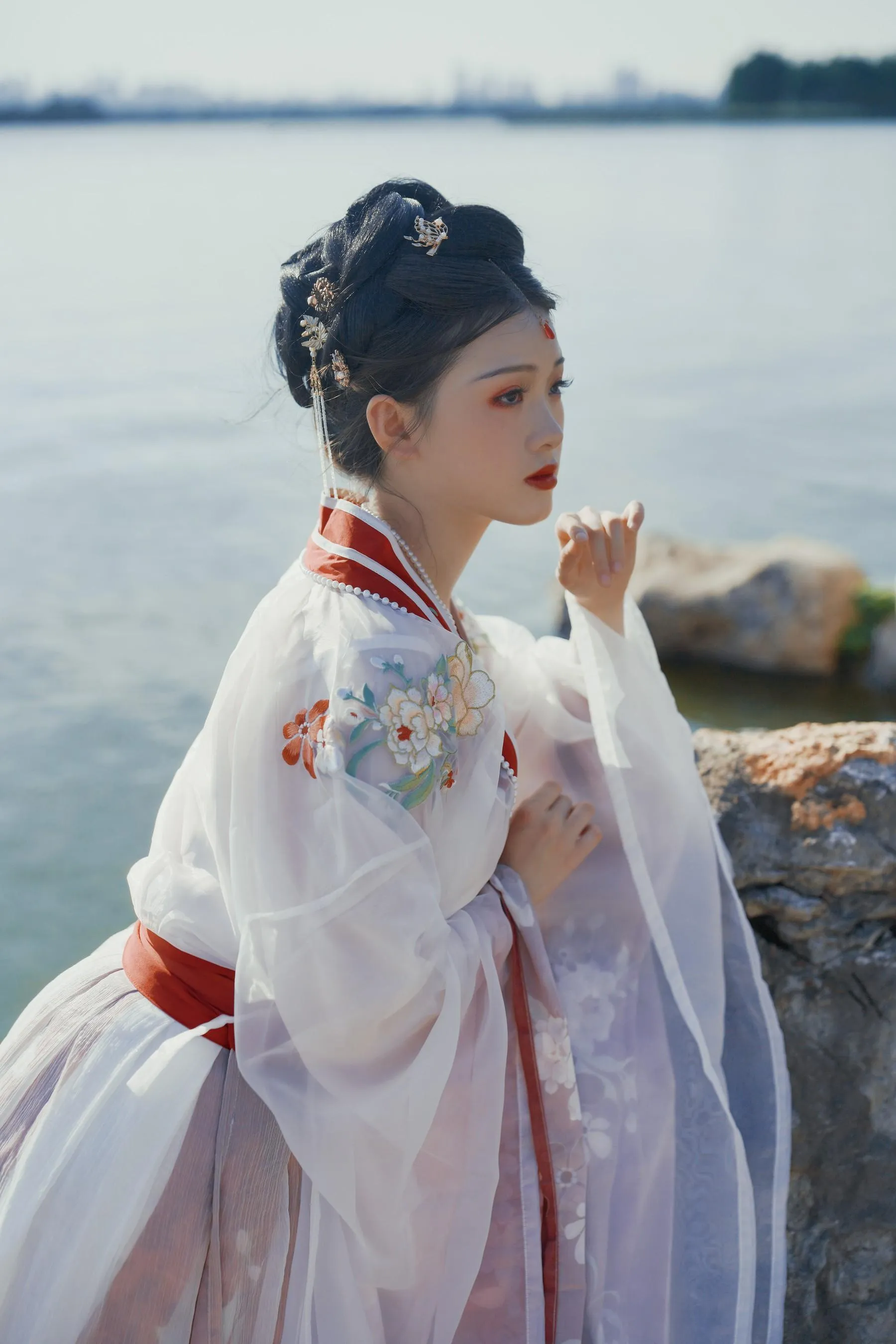 [YITUYU艺图语]2022.08.14 总有人间一两风 悦璃 [24P]插图9